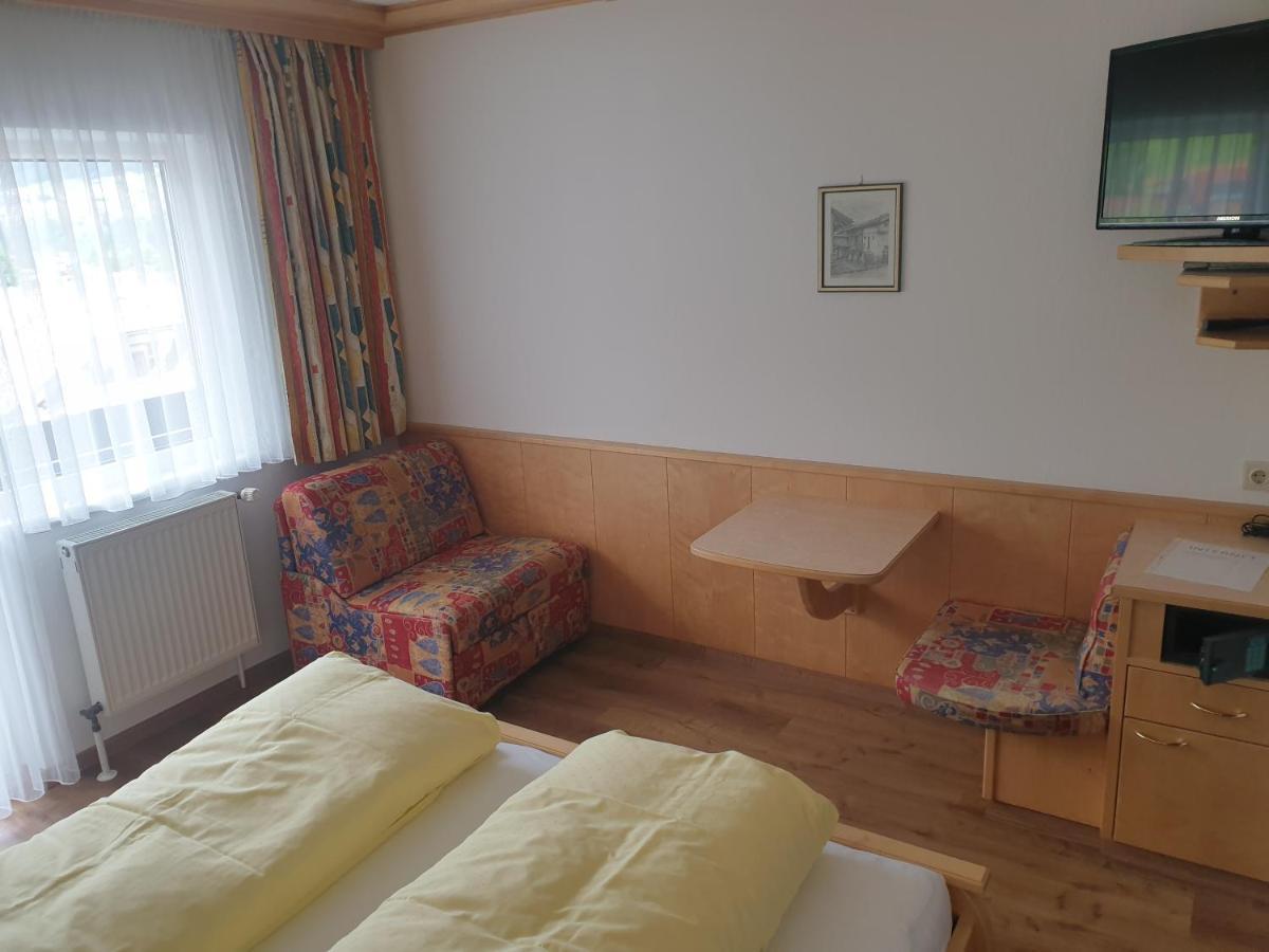 Haus Hubertus Hotel Mieders Bagian luar foto